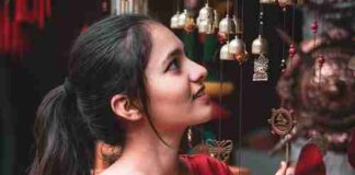 Shayari-Caption-For-Girl-In-Hindi (1)